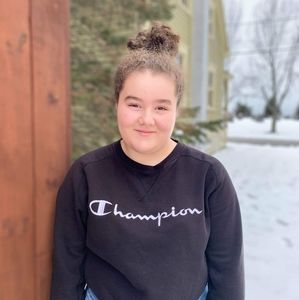 Meet your Posher, Maika